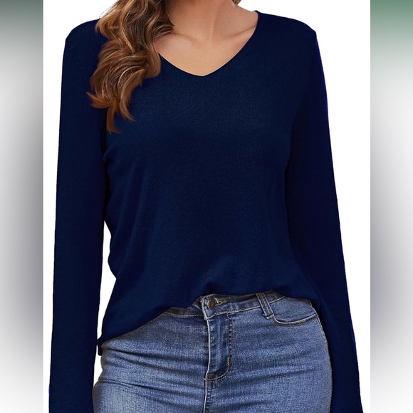 Women’s V Neck Pullover Sweater - Picture 8 of 8